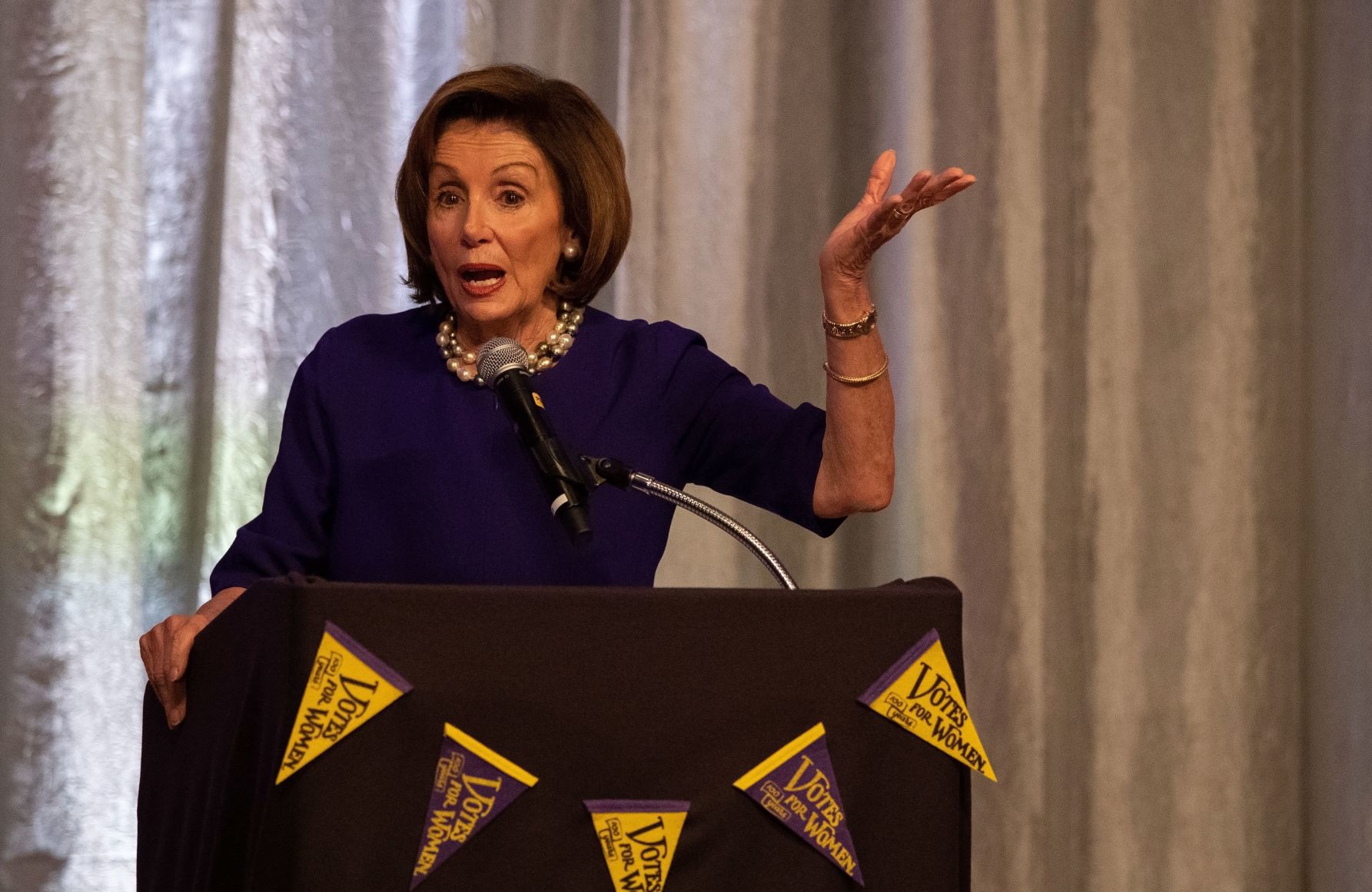 20191027_new_pelosi_kf4